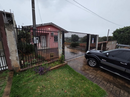 CASA A VENDA NO PORTAL DA FOZ